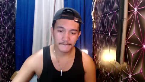 Snapshot of hunkylloyd chatting on December 2024 08:55:01 AM hunkylloyd online show from December 2024 08:55:01 AM