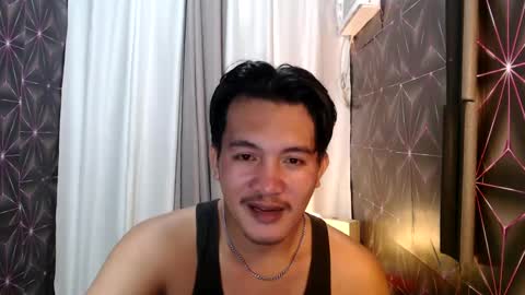 Snapshot of hunkylloyd chatting on December 2024 06:29:01 PM hunkylloyd online show from December 2024 06:29:01 PM