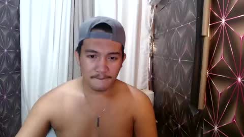 Snapshot of hunkylloyd chatting on January 2025 03:57:01 AM hunkylloyd online show from January 2025 03:57:01 AM