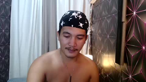 Snapshot of hunkylloyd chatting on January 2025 05:34:01 AM hunkylloyd online show from January 2025 05:34:01 AM