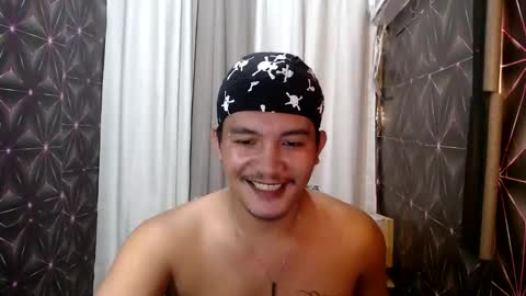 Snapshot of hunkylloyd chatting on January 2025 07:11:01 AM hunkylloyd online show from January 2025 07:11:01 AM