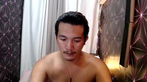 Snapshot of hunkylloyd chatting on January 2025 02:03:02 AM hunkylloyd online show from January 2025 02:03:02 AM
