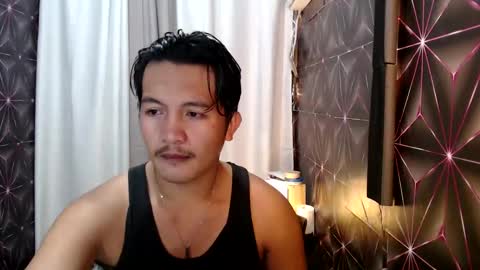 Snapshot of hunkylloyd chatting on February 2025 01:43:02 PM hunkylloyd online show from February 2025 01:43:02 PM
