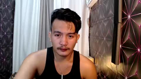Snapshot of hunkylloyd chatting on February 2025 03:04:02 AM hunkylloyd online show from February 2025 03:04:02 AM