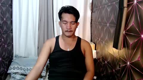 Snapshot of hunkylloyd chatting on February 2025 03:53:01 AM hunkylloyd online show from February 2025 03:53:01 AM