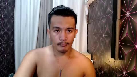 Snapshot of hunkylloyd chatting on February 2025 07:06:02 AM hunkylloyd online show from February 2025 07:06:02 AM