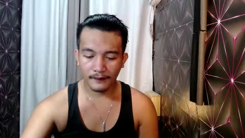 Snapshot of hunkylloyd chatting on February 2025 04:38:02 AM hunkylloyd online show from February 2025 04:38:02 AM