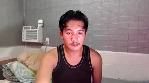 Snapshot of hunkylloyd chatting on April 2026 02:42:01 PM hunkylloyd online show from April 2026 02:42:01 PM
