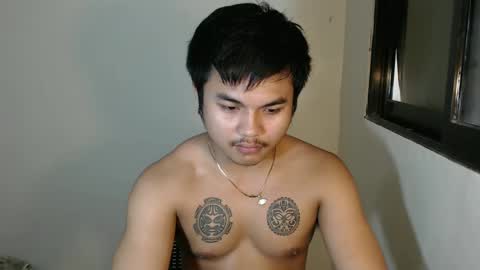Snapshot of hunkyzeus chatting on January 2025 06:03:01 AM hunkyzeus online show from January 2025 06:03:01 AM