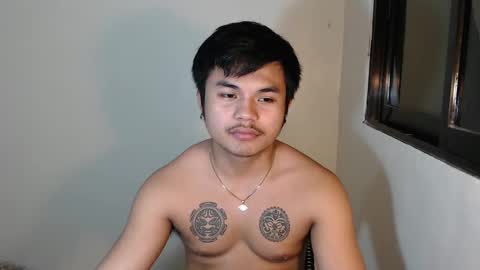 Snapshot of hunkyzeus chatting on January 2025 09:08:02 AM hunkyzeus online show from January 2025 09:08:02 AM