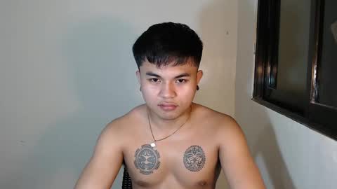 Snapshot of hunkyzeus chatting on January 2025 03:34:01 PM hunkyzeus online show from January 2025 03:34:01 PM
