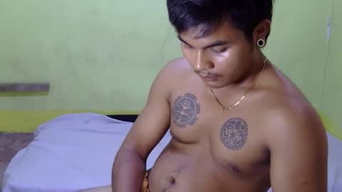 Snapshot of hunkyzeus chatting on October 2025 02:40:02 PM hunkyzeus online show from October 2025 02:40:02 PM