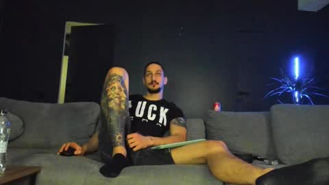 Snapshot of huntingod chatting on December 2025 08:24:02 PM HuntinGOD online show from December 2025 08:24:02 PM