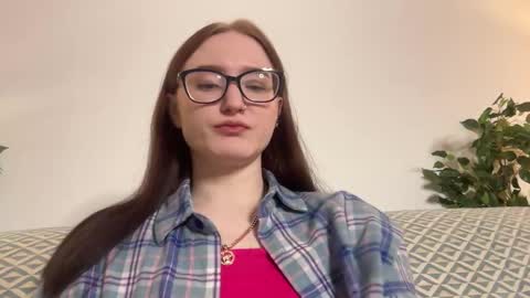 Dana online show from December 2025 01:55:02 AM