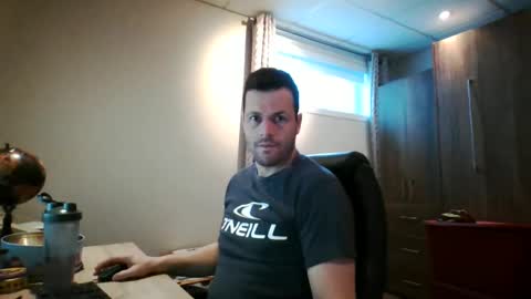 Snapshot of hurley7890 chatting on February 2025 01:58:01 PM hurley7890 online show from February 2025 01:58:01 PM