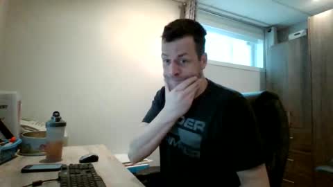 Snapshot of hurley7890 chatting on April 2026 02:00:02 PM hurley7890 online show from April 2026 02:00:02 PM