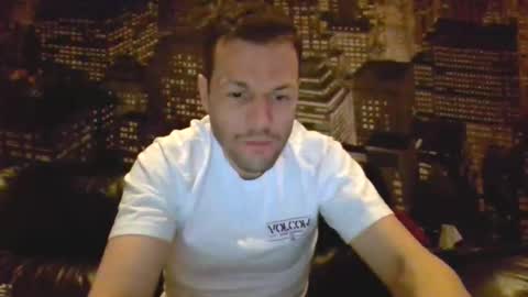 Snapshot of hurley7890 chatting on April 2026 02:23:01 AM hurley7890 online show from April 2026 02:23:01 AM