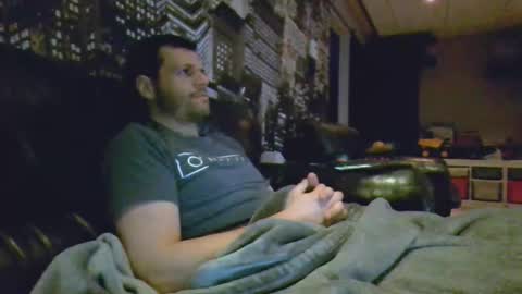 Snapshot of hurley7890 chatting on April 2026 01:42:02 AM hurley7890 online show from April 2026 01:42:02 AM