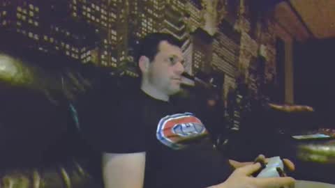 Snapshot of hurley7890 chatting on April 2026 02:47:01 AM hurley7890 online show from April 2026 02:47:01 AM
