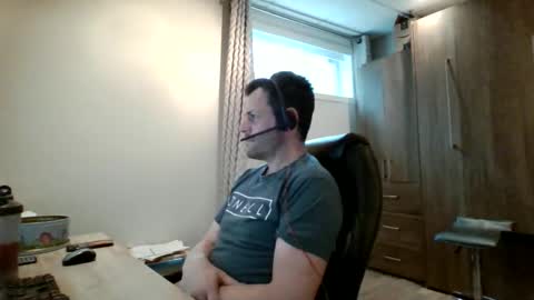 Snapshot of hurley7890 chatting on May 2026 01:05:02 PM hurley7890 online show from May 2026 01:05:02 PM