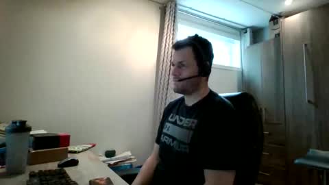 Snapshot of hurley7890 chatting on May 2026 01:38:01 PM hurley7890 online show from May 2026 01:38:01 PM
