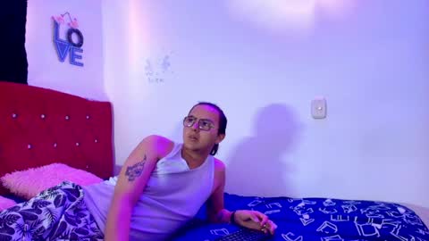 husbands_horny online show from April 2026 01:05:02 PM