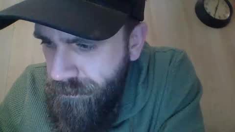 huskygengar22 online show from May 2026 05:25:01 AM