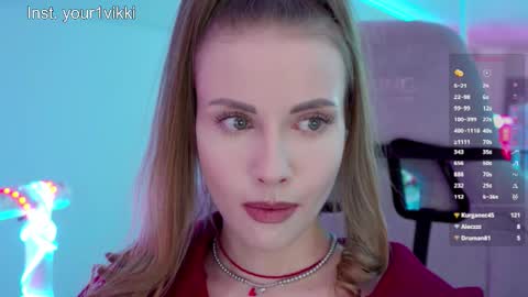 Snapshot of hustleebabyy_vikki chatting on March 2026 07:53:01 PM Vika online show from March 2026 07:53:01 PM