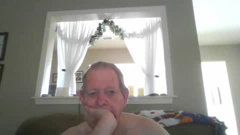 Snapshot of hvl13 chatting on September 2025 08:24:02 PM hvl13 online show from September 2025 08:24:02 PM