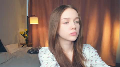 Snapshot of hwadwellingham chatting on May 2026 07:15:02 AM Lily online show from May 2026 07:15:02 AM