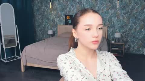 Snapshot of hwadwellingham chatting on June 2026 07:09:02 AM Lily online show from June 2026 07:09:02 AM
