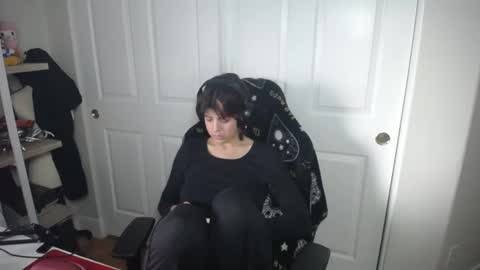 Snapshot of hxrmx_xtc chatting on December 2024 09:01:01 PM herma online show from December 2024 09:01:01 PM