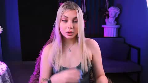 hyileyclark online show from April 2026 09:22:02 AM