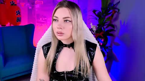 hyileyclark online show from June 2026 05:09:02 AM