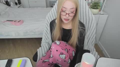 maru online show from December 2025 07:49:01 AM