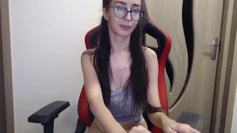 Snapshot of hypefoxxx chatting on February 2025 10:50:01 AM Emma Ava online show from February 2025 10:50:01 AM