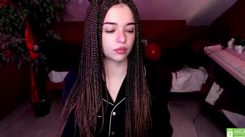 Snapshot of hypequeen_ chatting on October 2025 09:42:01 PM Julia online show from October 2025 09:42:01 PM