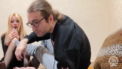 hyperfixation online show from November 2025 09:46:01 PM