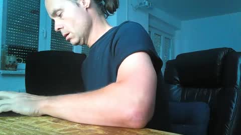 hypnoslut online show from June 2026 08:17:02 AM