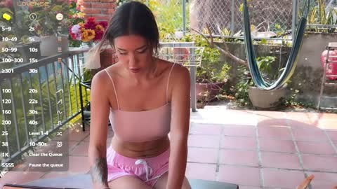 Snapshot of hypnotic_kitty chatting on April 2026 03:26:01 AM Your submissive lady 3 online show from April 2026 03:26:01 AM