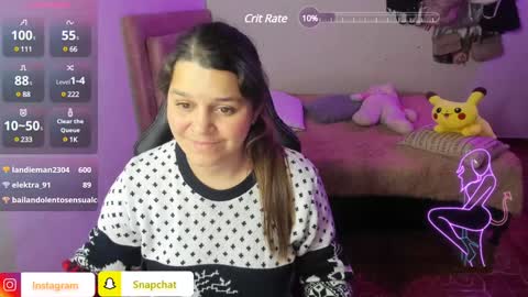 Snapshot of hyun22148625 chatting on December 2024 08:05:02 AM Hello Im Julieta Im 25 years old and I love being here. Thank you for visiting my living room. The only rule is that you hap online show from December 2024 08:05:02 AM