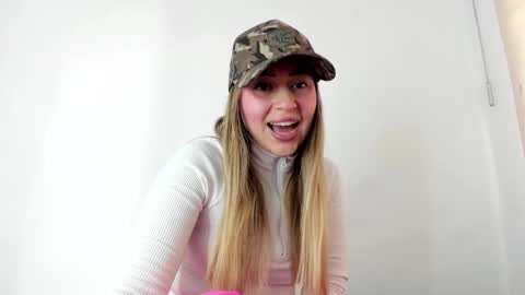 Hyun Joo online show from September 2025 06:52:02 PM