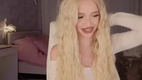 Joselle online show from June 2026 11:38:02 PM