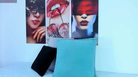 The Dolls online show from January 2026 07:41:02 PM