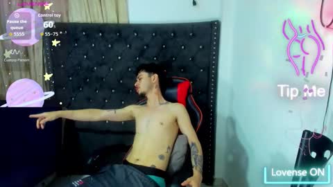 Snapshot of i_am_kelvis_ chatting on October 2025 02:09:01 AM kelvis online show from October 2025 02:09:01 AM