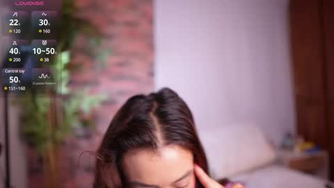 Snapshot of i_am_lucy1 chatting on March 2025 09:02:02 AM Lucy online show from March 2025 09:02:02 AM