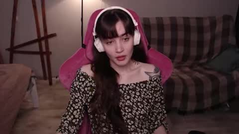 elisabeth online show from November 2025 10:26:02 AM