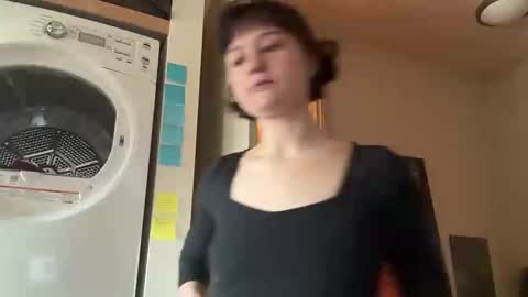 Olive online show from March 2026 08:08:02 PM