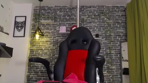 Samy online show from March 2025 11:32:01 AM