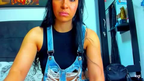 iam_your_fantasy online show from November 2025 10:09:02 PM